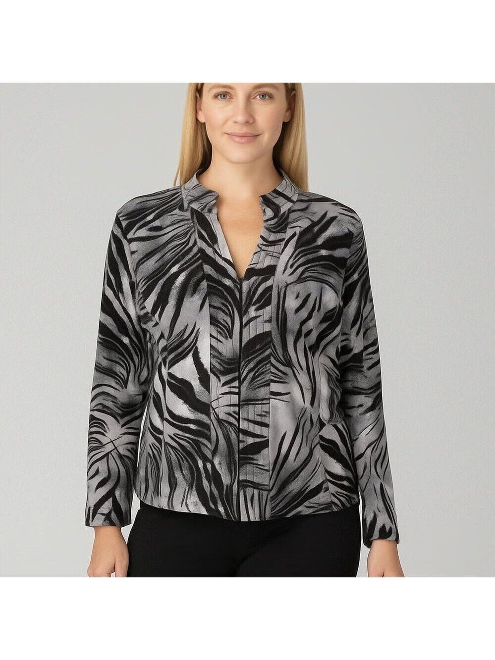 Molly & Maxx Zebra Print Zip Jacket L Petite – Bold Monochrome Statement Piece